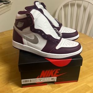 Jordan retro 1 Bordeaux men’s size 8. New in box .. 100 percent authentic